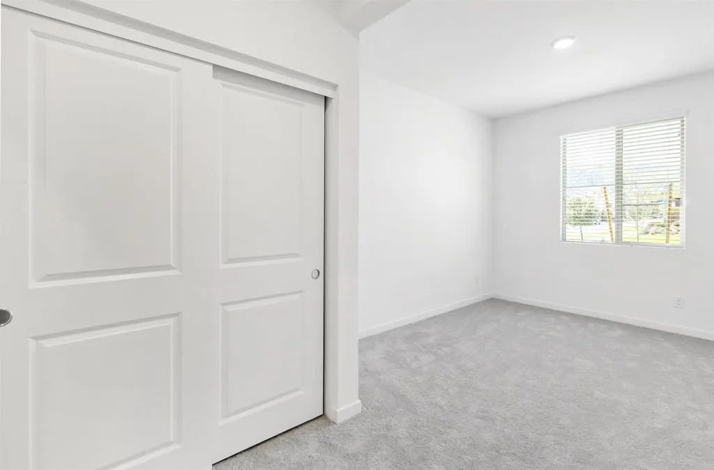 2288 Panama Drive, Corona, California 92883 home-pic-25